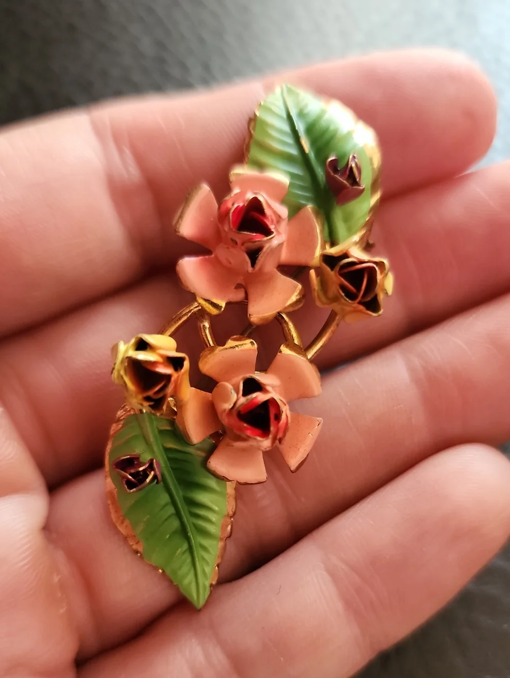 VTG Austria Pink Enamel Floral Brooch with Green Leaves - Women Jewelry - Picture 6 of 10